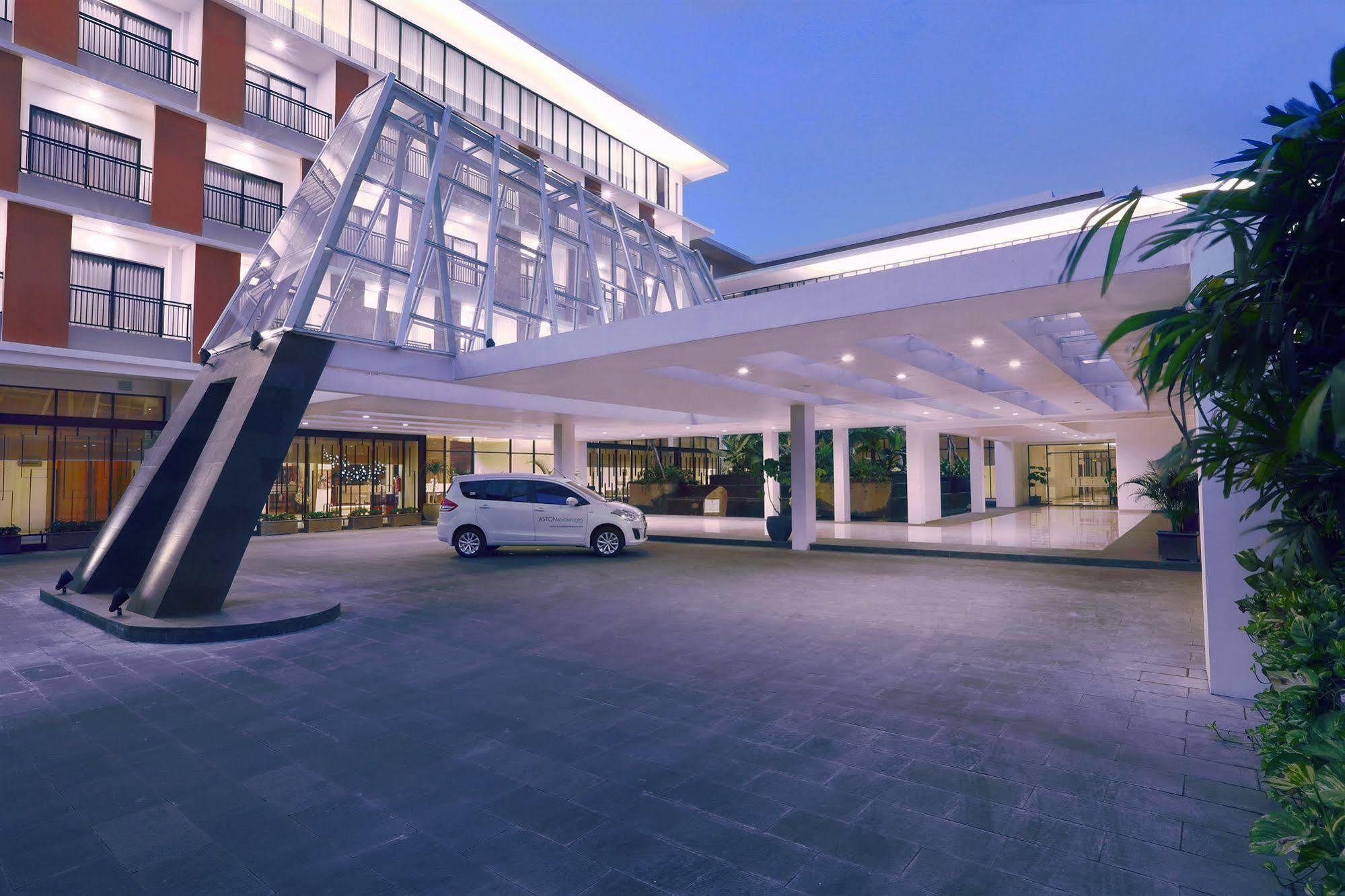 Aston Bojonegoro City Hotel Exteriér fotografie